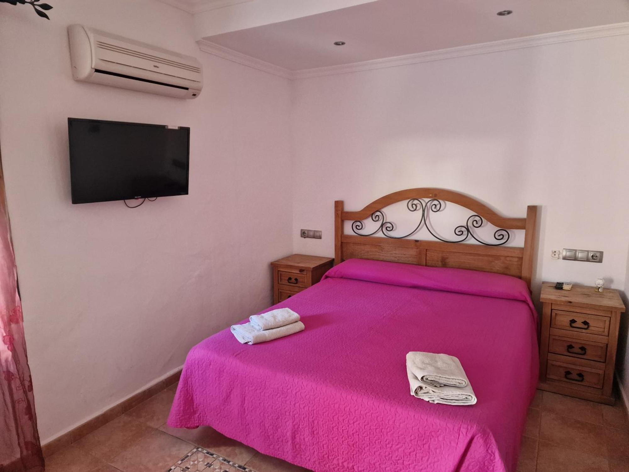 Habitaciones Miramar Bolonia Ngoại thất bức ảnh